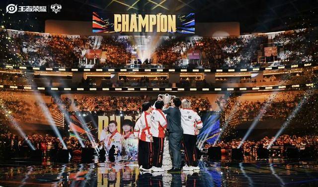 六连冠！成都AG超玩会创造历史