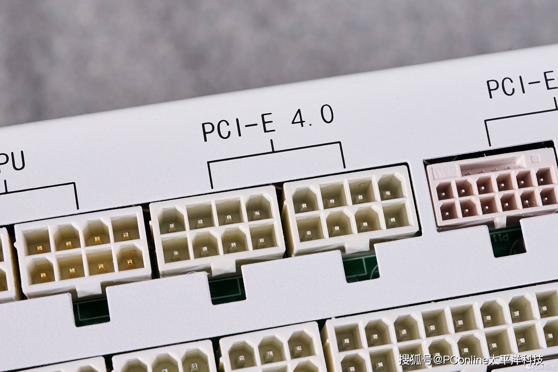 航嘉MVP P1200电源：硬核性能，电竞之魂