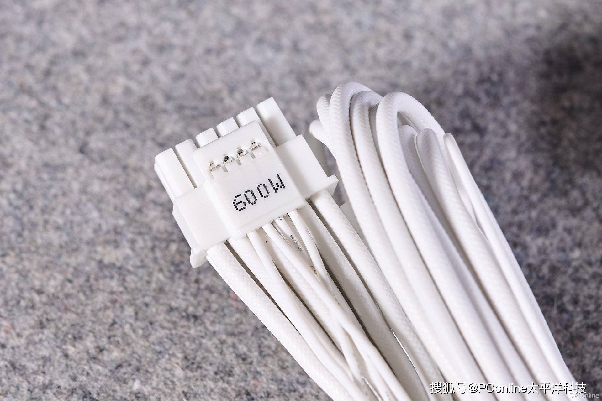 航嘉MVP P1200电源：硬核性能，电竞之魂