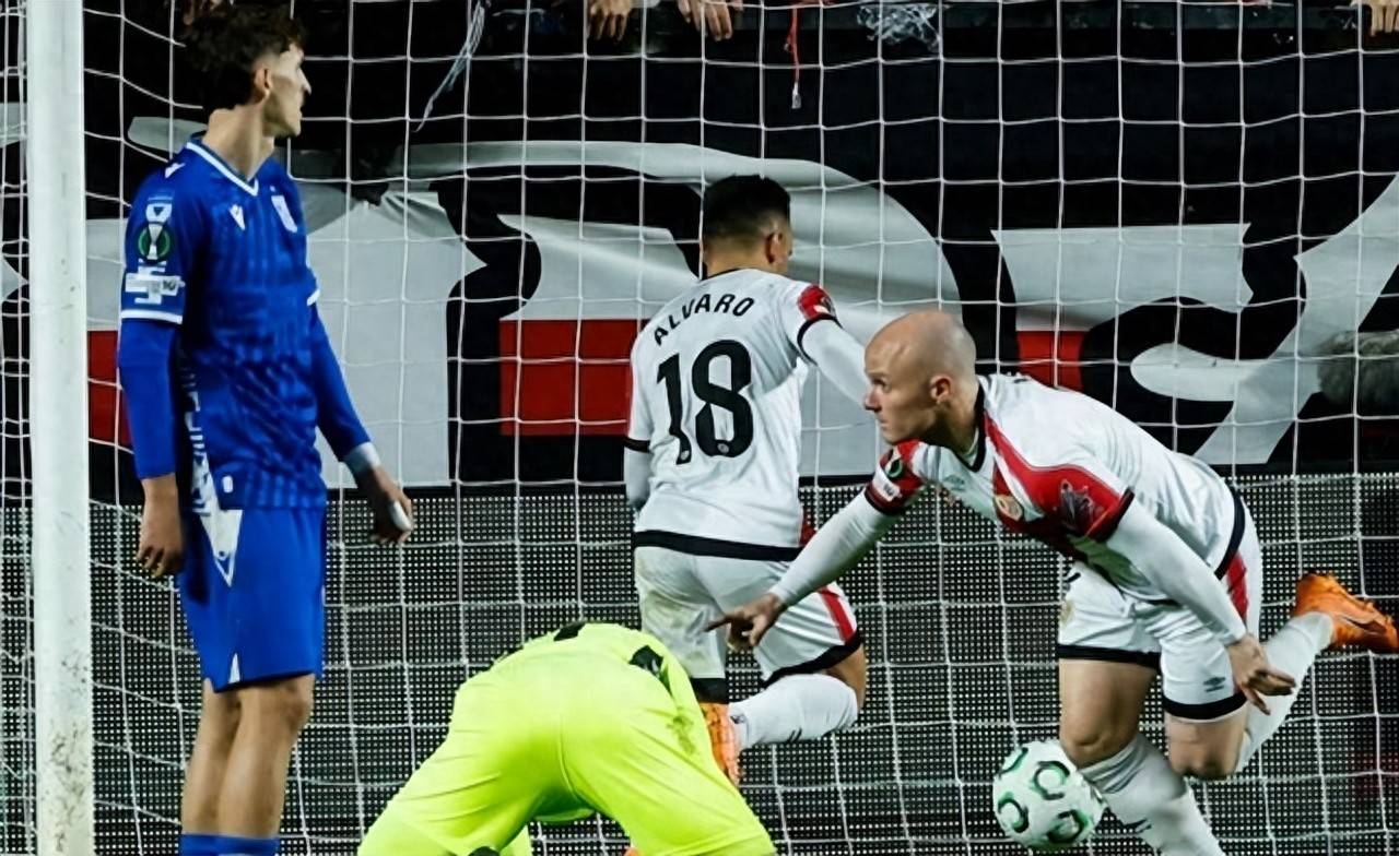 让二追三大逆转,补时绝杀