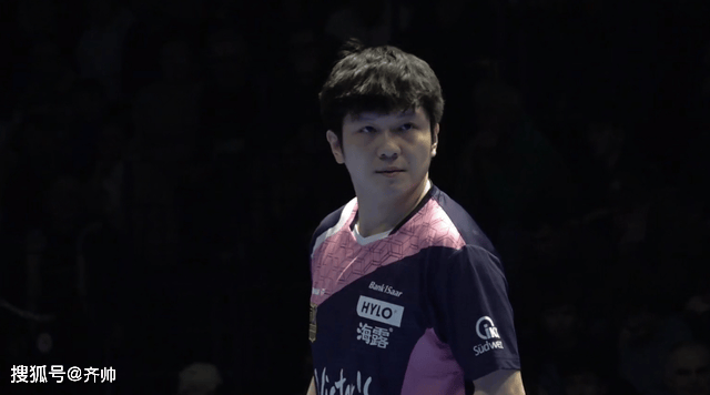 一场3-2险胜！樊振东今晨出战欧冠比赛，苦战5局，打败西蒙高茨